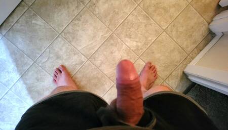 I love filming myself jerking off and cumming. I only wish I could jerk off into my own mouth ????