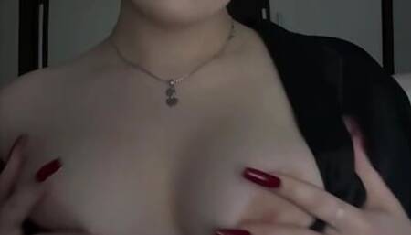 Before going to work I decided to cheer myself up, I really like to massage my tits, it excites me