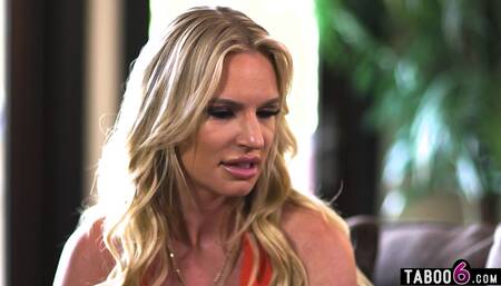 Lesbian MILF pervs on hot teen dancing