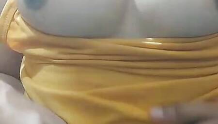 Leaked MMS Dirty teen undress and plays with herself