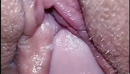 Quick Morning Sex - Very Wet Pussy