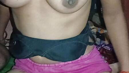 Desi bhabhi ki chudai ka maza Desi bhabhi hot sex video