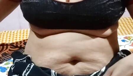 Sexy wife ne apni Sundar chut ka sex dikhai