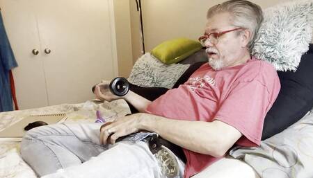 JQHeart and His New Penis Pump