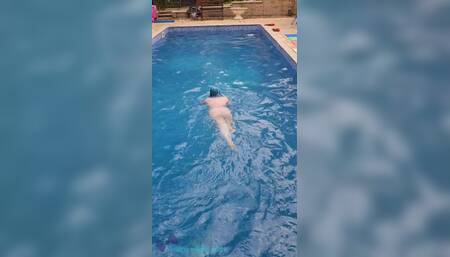 Alice's Morning Swim - Solo Girl