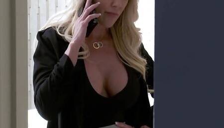 Seductive MILF Brandi Love Bangs a Thundercock for All the Right Reasons