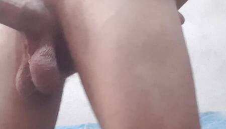YOUNG MAN SHOWING HIS HOT BODY AND HIS BIG DICK