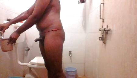 Bareback Big Cock Boy bathing video. Comment below who want to ride my cock
