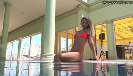 Watersports action with attractive Mary Kalisy from Underwater Show