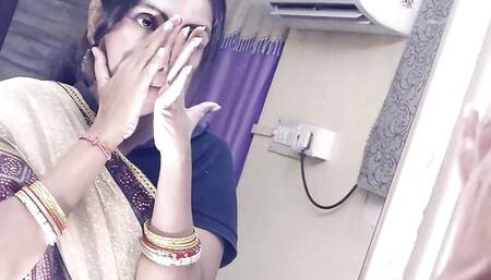 Desi Bhabi wants to eat cum Hardcore Sex with Dewar