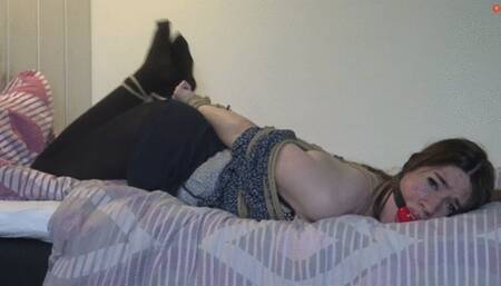Ivy-Red in the Bondage Game Mp4 4k