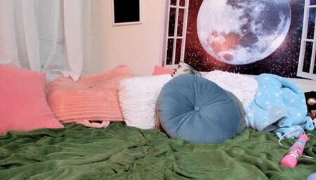 Strapon sluts need a tease, too