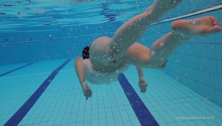 Underwater Show - swim smut