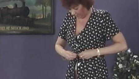 Mature MILF gets even with hubby's mistress and eats her ass on the kin couch