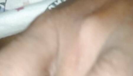 Sri Lankan verging girl morning pussy Masturbation home made solo sri Lankan sex