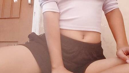 chudanai kai liyai tras rhi hu mai