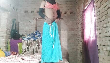 Chachi ki chudai.badi gand Wali sauteli chachi ko jawan bhatije ne tel lgakar Jamkar choda