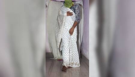 Saree masterbate