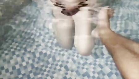 Swimming Coach Seduced a Student and Fucked Her