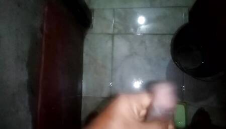 Masturbation 2 Somi in the toilet
