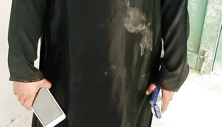 Mobile chor Muslim girl vs boy he's theft girl caught and fucked hard pussy and anal sex with big Bobs and anal sex with big Bob