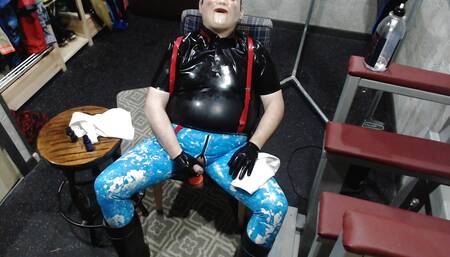Rubber Bear Slurps and cums