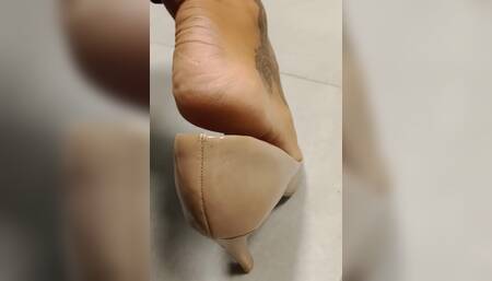 Teaser: Shoeplay with My Nude Higheels