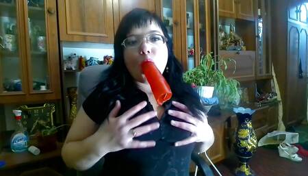 I Stick in a Plump Pussy of a Red Friend