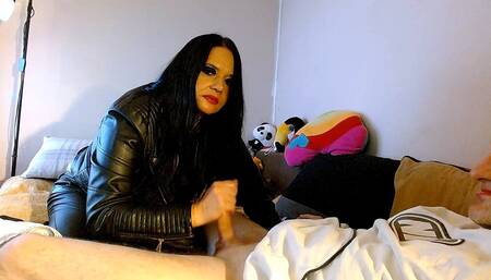 Moniq Sex - Latest Handjob
