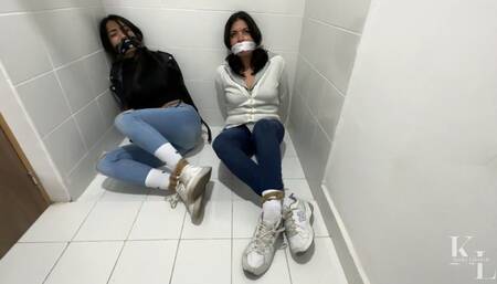 Undercover Investigators fell one step behind: Simona &amp;amp;amp;amp;amp;amp;amp; Mara Sneakers with Socks over Jeans