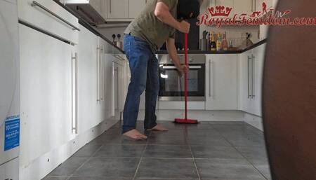 Wrapping and Facesitting Mobile