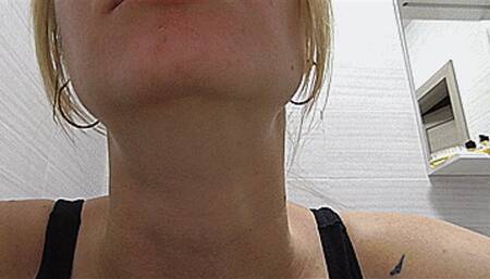 PLAYFUL THROA! MP4