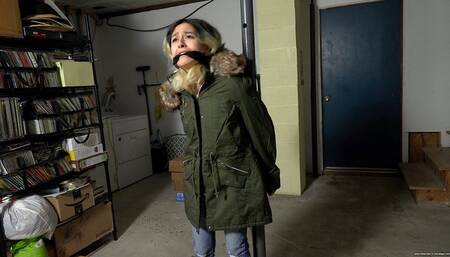 First Day On The Job (MP4 4K) - Mura Suru