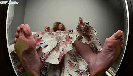 Small Squad makes the mistake of pulling over Big Red - MP4