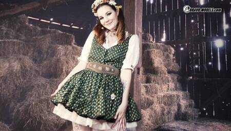 376 - Elena Vega - Farmer girl - BravoModel cosplay babes video serie 01