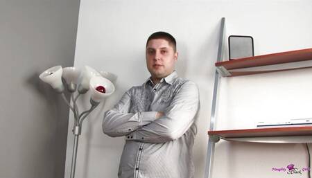 Good cuck eagerly watches as his white blonde girlfriend gets dicked down by a BBC