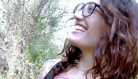 After the Failure of the Actor of the Day, It's up to Me to Make the Beautiful Penelope Come in the Woods