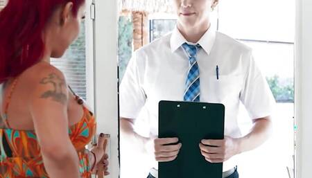 Bored MILF Needs To Cum TransAngels