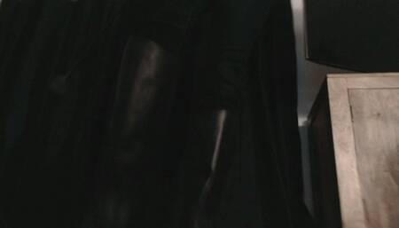 Kneel Stableboy (MOV)