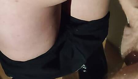 Sissy in latex leggins fuck gay on chair