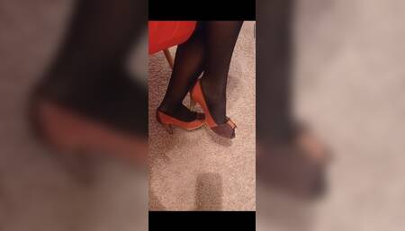 Cum on My High Heels!