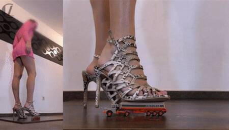 Mylu Tiny Truck Crush