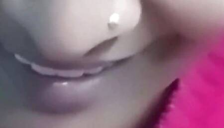 New MMS leaked of Indian hot girl by her boyfriend, best Indian xxx video of pussy licking and sucking in hindi voice