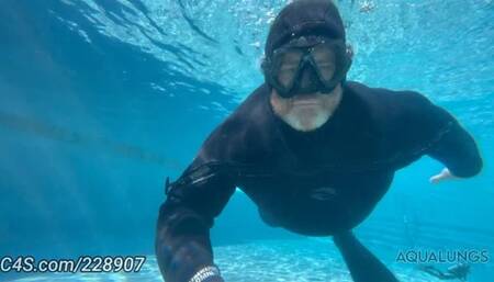 Freediver Maniac With Greasy Rose