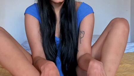 Viva's Sexy AF Feet (Vertical)