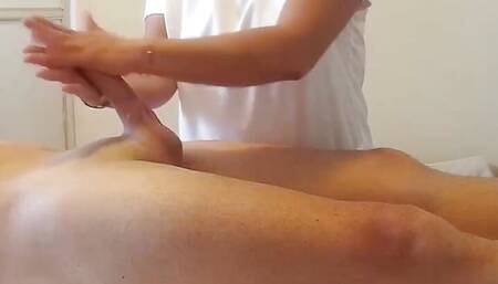 Perfect Asian Massage Parlor with Handjob