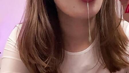 lick lollipop                love