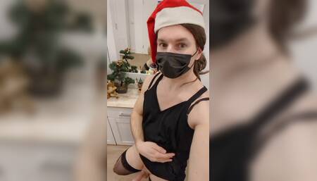 Horny CD enjoying Xmas time