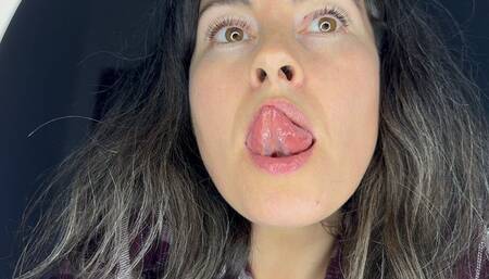 sexy wet mouth mov