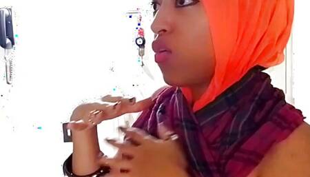 Saturno Squirt the sexiest Latin babe, the exotic virgin Arab princess BALADGHAYA.